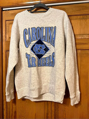 Rivalry Threads UNC Tar Heels sweatshirt size large